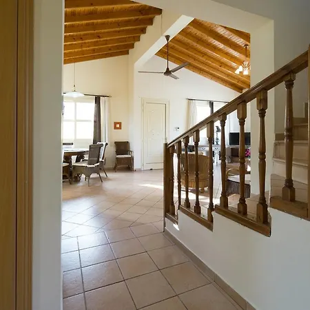 Amoroza Villa *